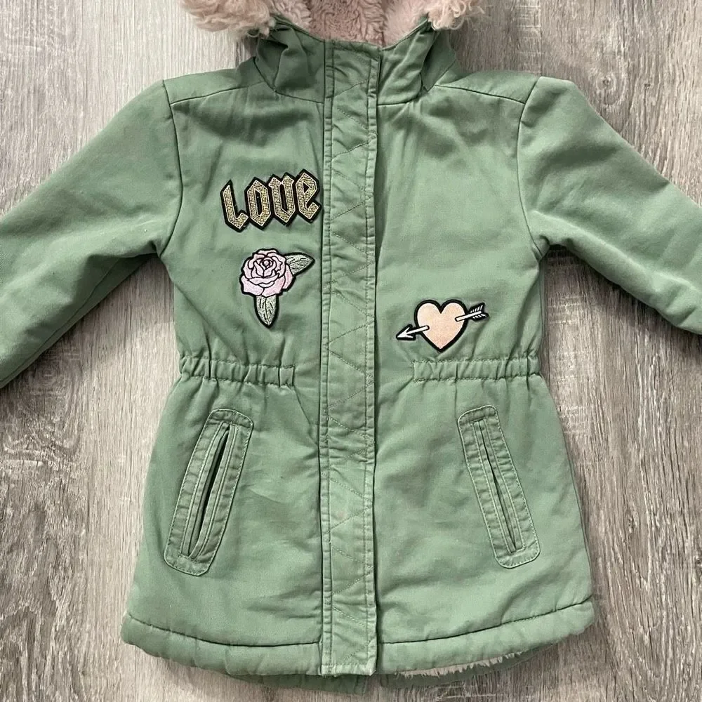 The Children’s Place Girl’s Green Faux Fur Lined Hooded Full Zip Parka Coat XS 4